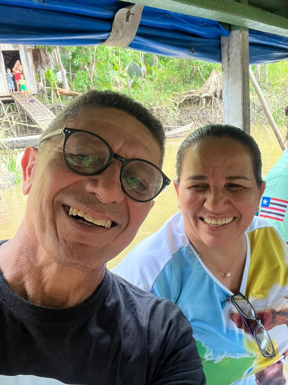 Pastor Antônio e Pastora Geni em missão